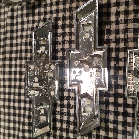 Chevy emblems! - Picture 7 of 8